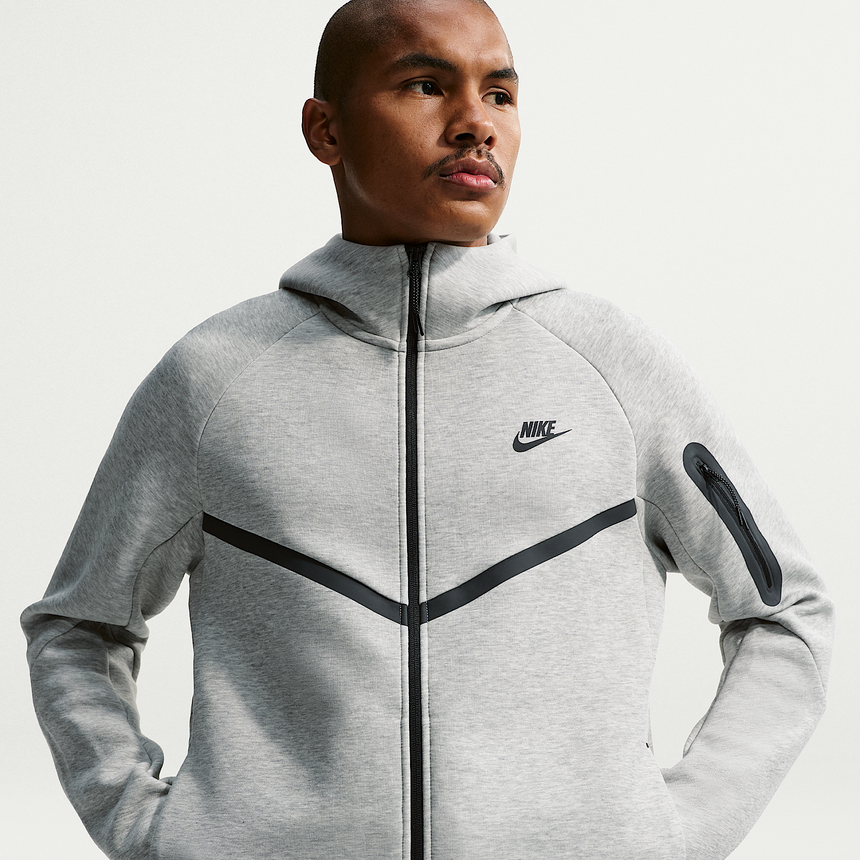 Nike მამაკაცის ჯემპრი