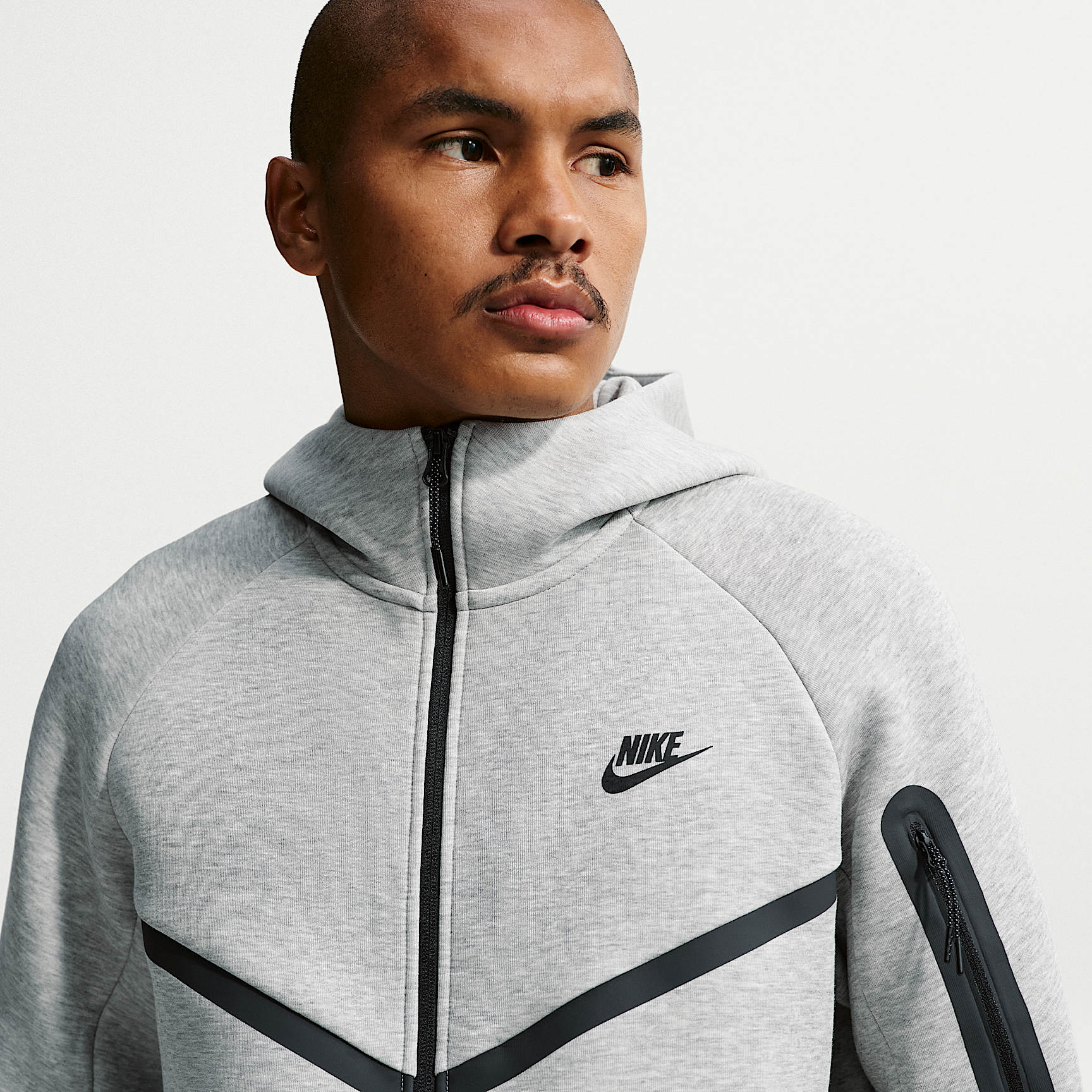 Nike მამაკაცის ჯემპრი