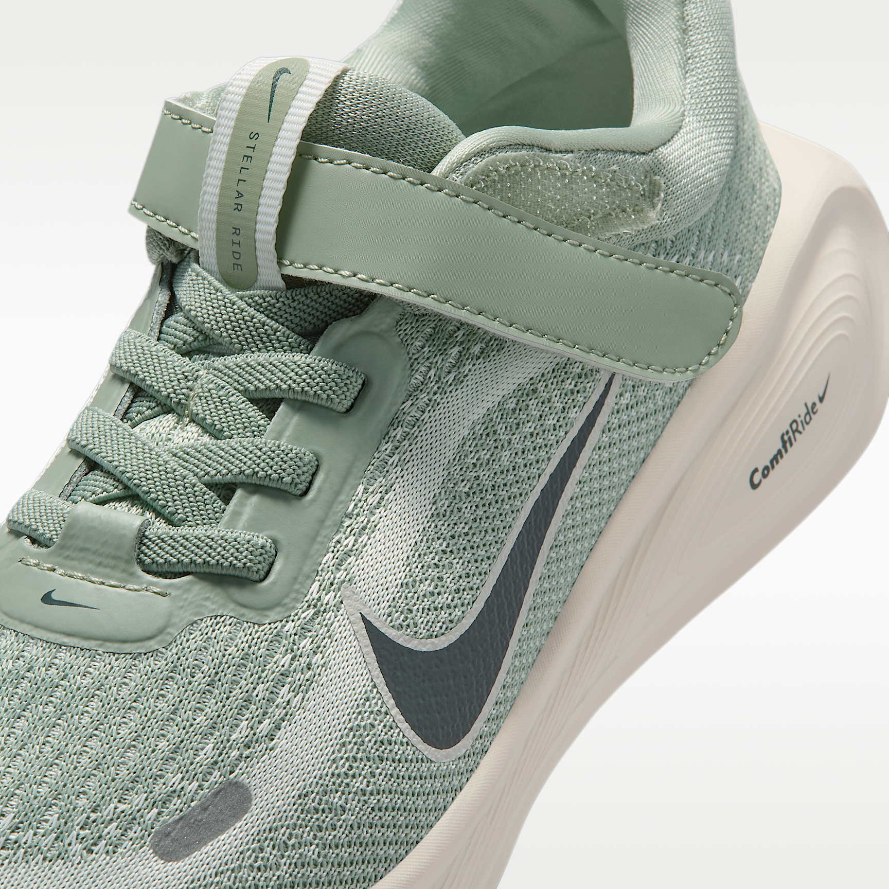 Nike ბავშვის სპორტული ფეხსაცმელი