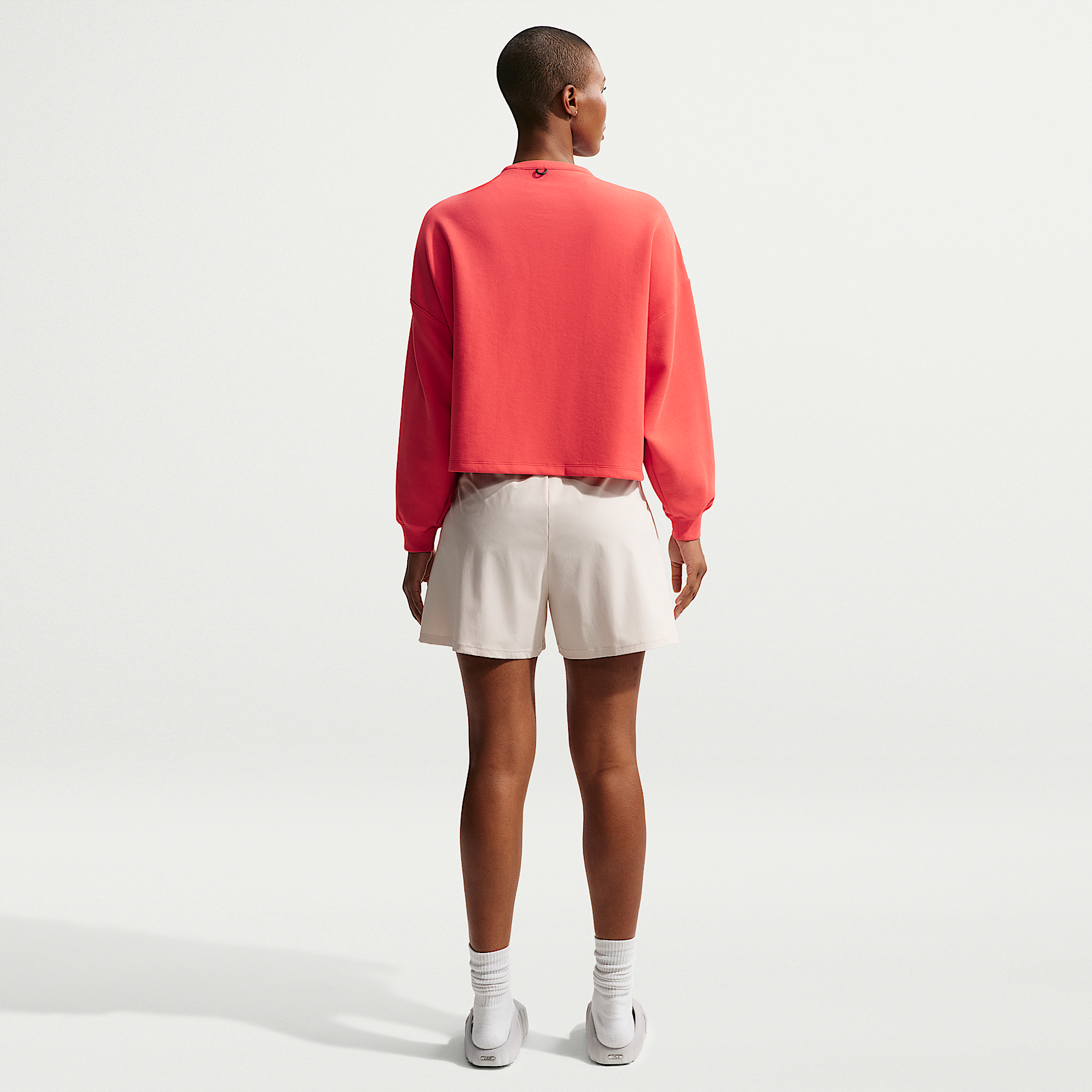 Nike ქალის ჯემპრი