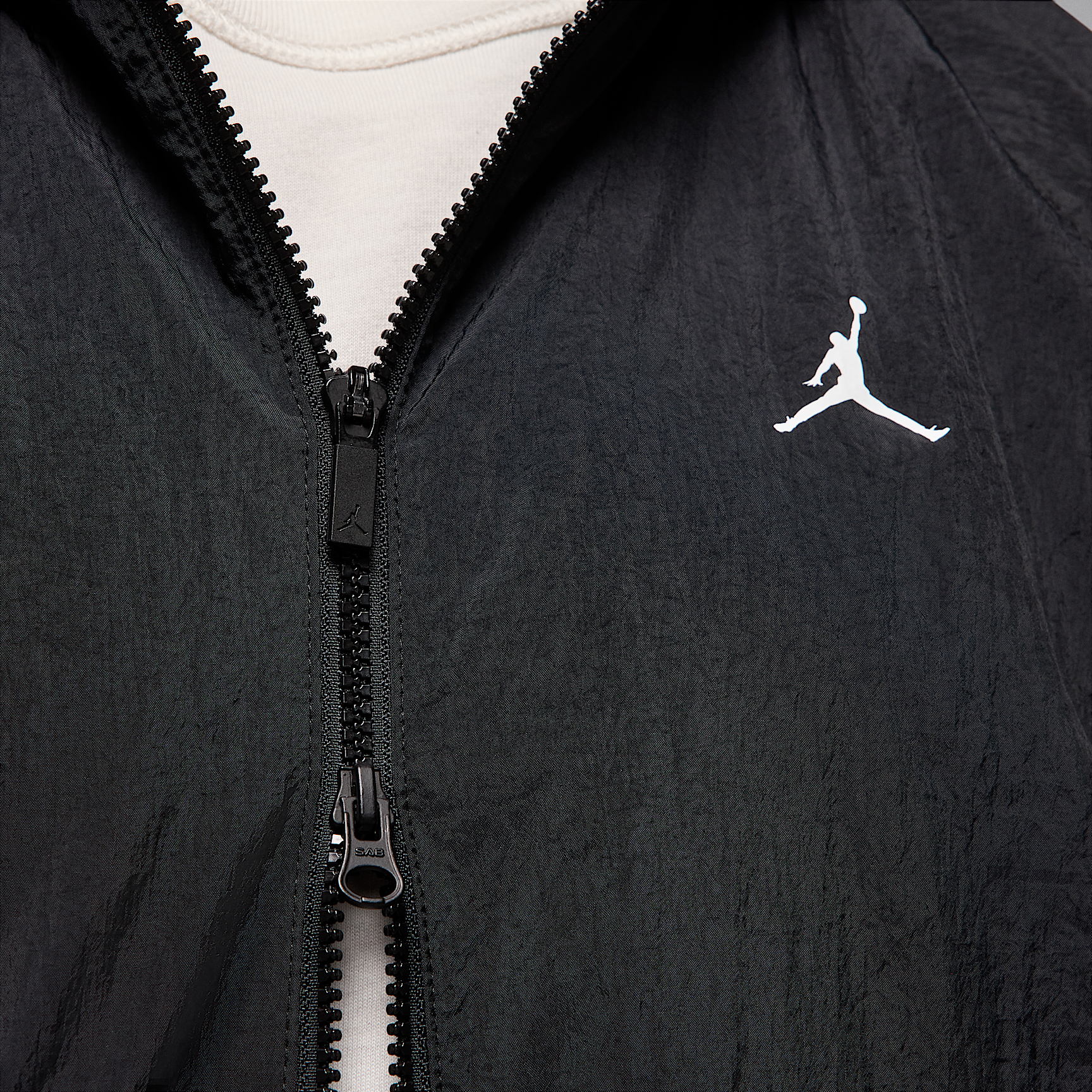 Nike მამაკაცის ქურთუკი