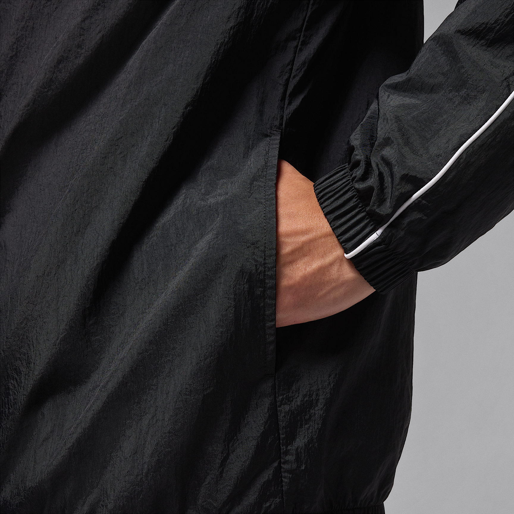 Nike მამაკაცის ქურთუკი
