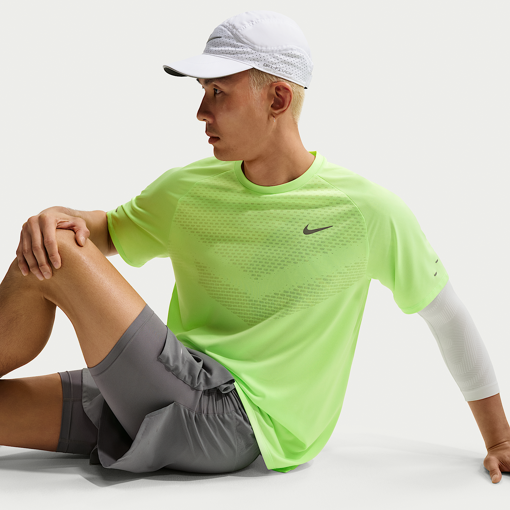 Nike მამაკაცის მაისური