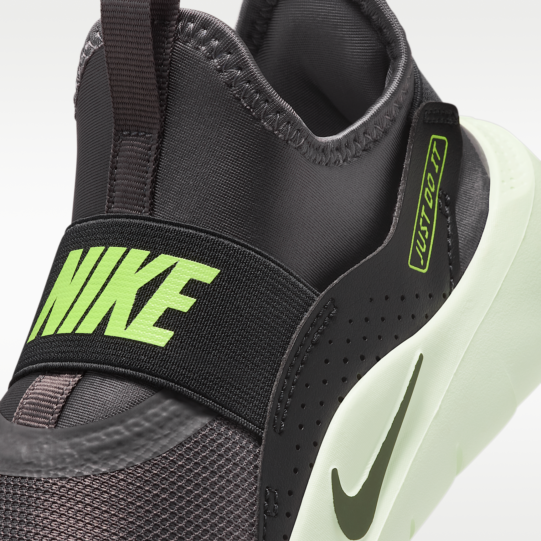 Nike ბავშვის სპორტული ფეხსაცმელი