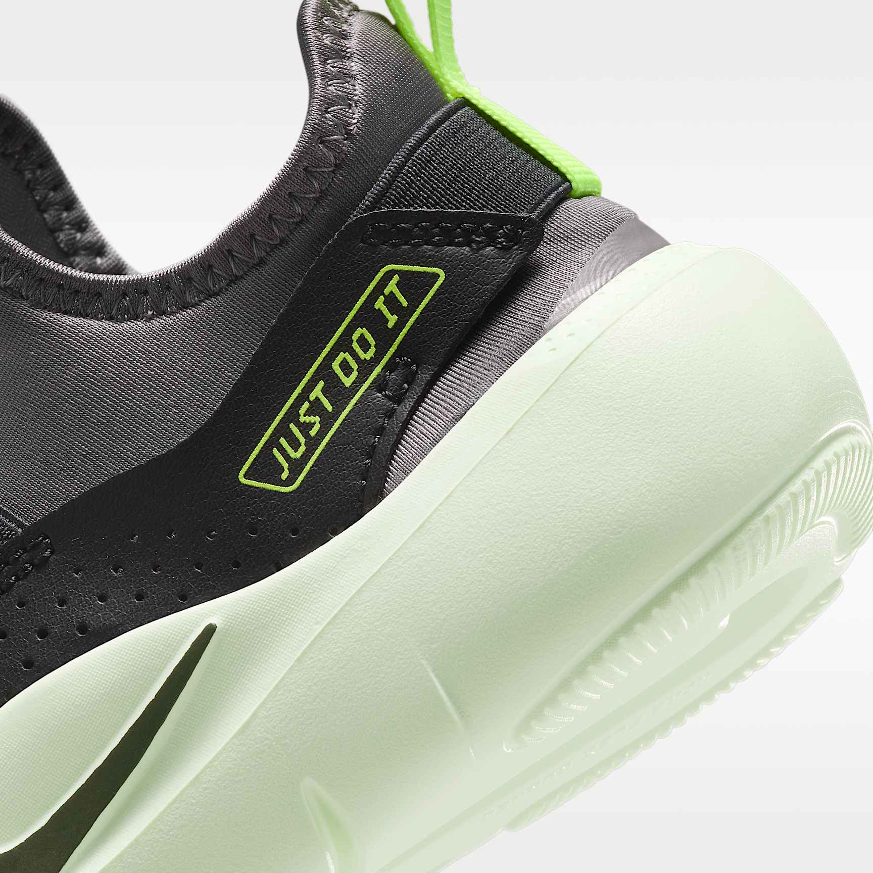 Nike ბავშვის სპორტული ფეხსაცმელი