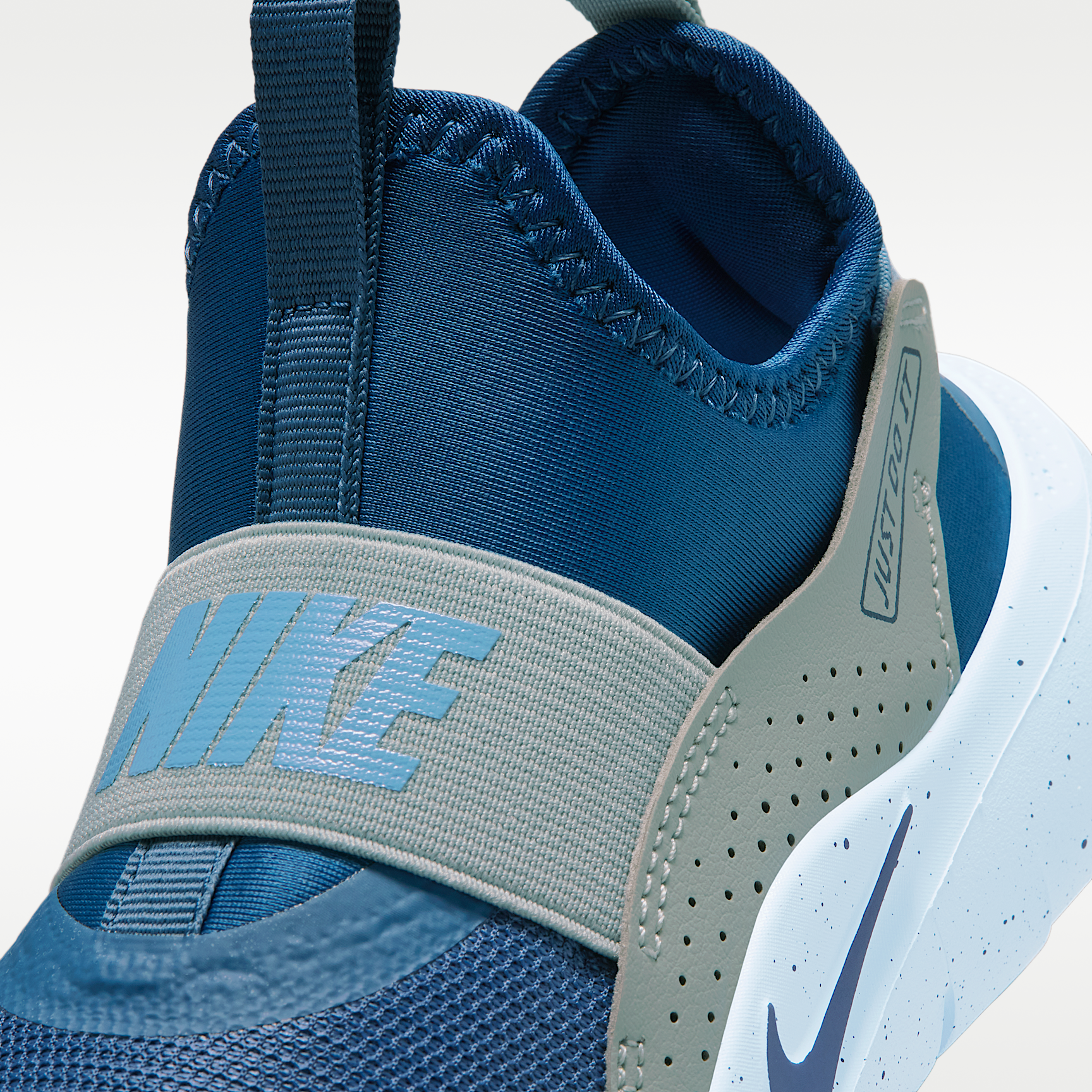 Nike ბავშვის სპორტული ფეხსაცმელი