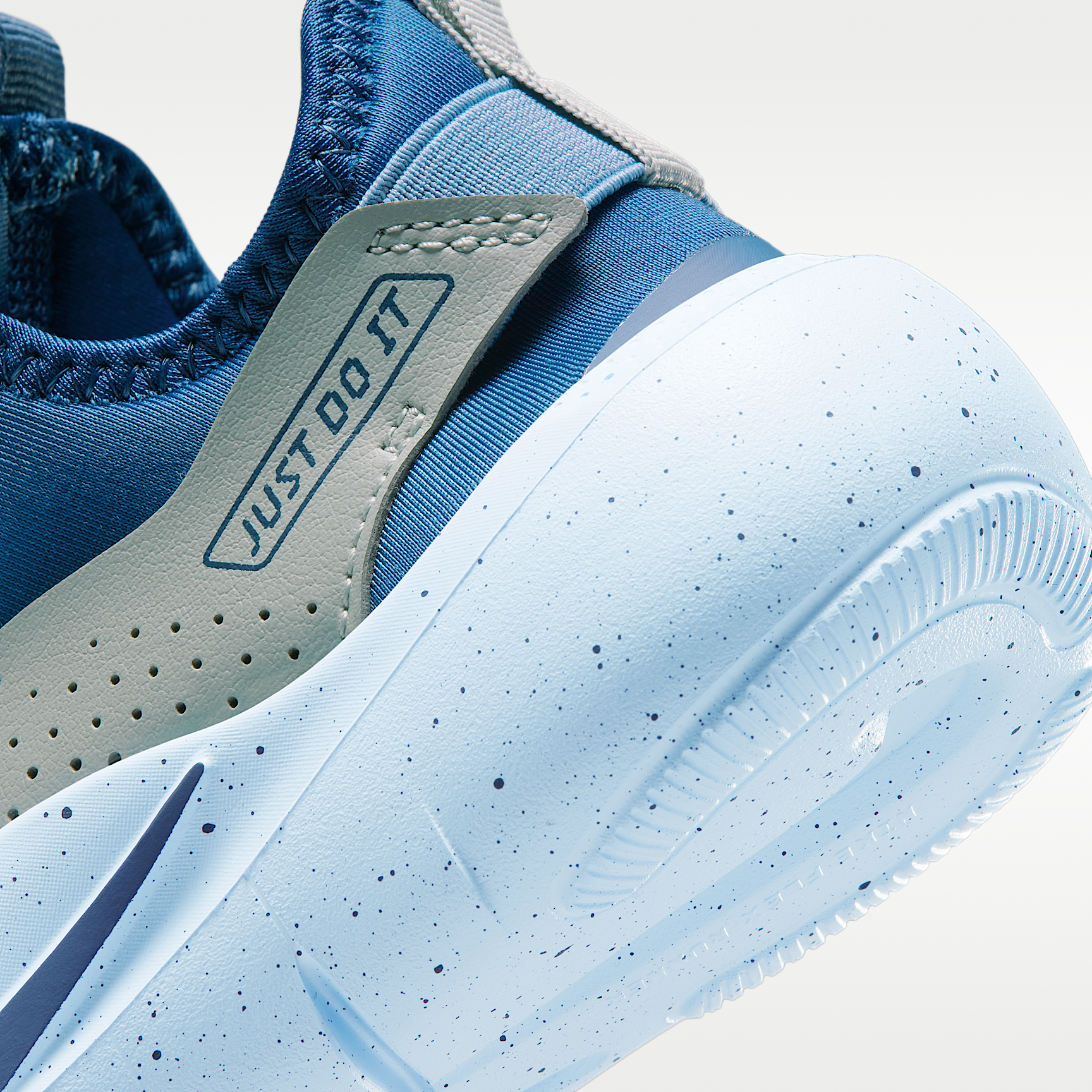 Nike ბავშვის სპორტული ფეხსაცმელი