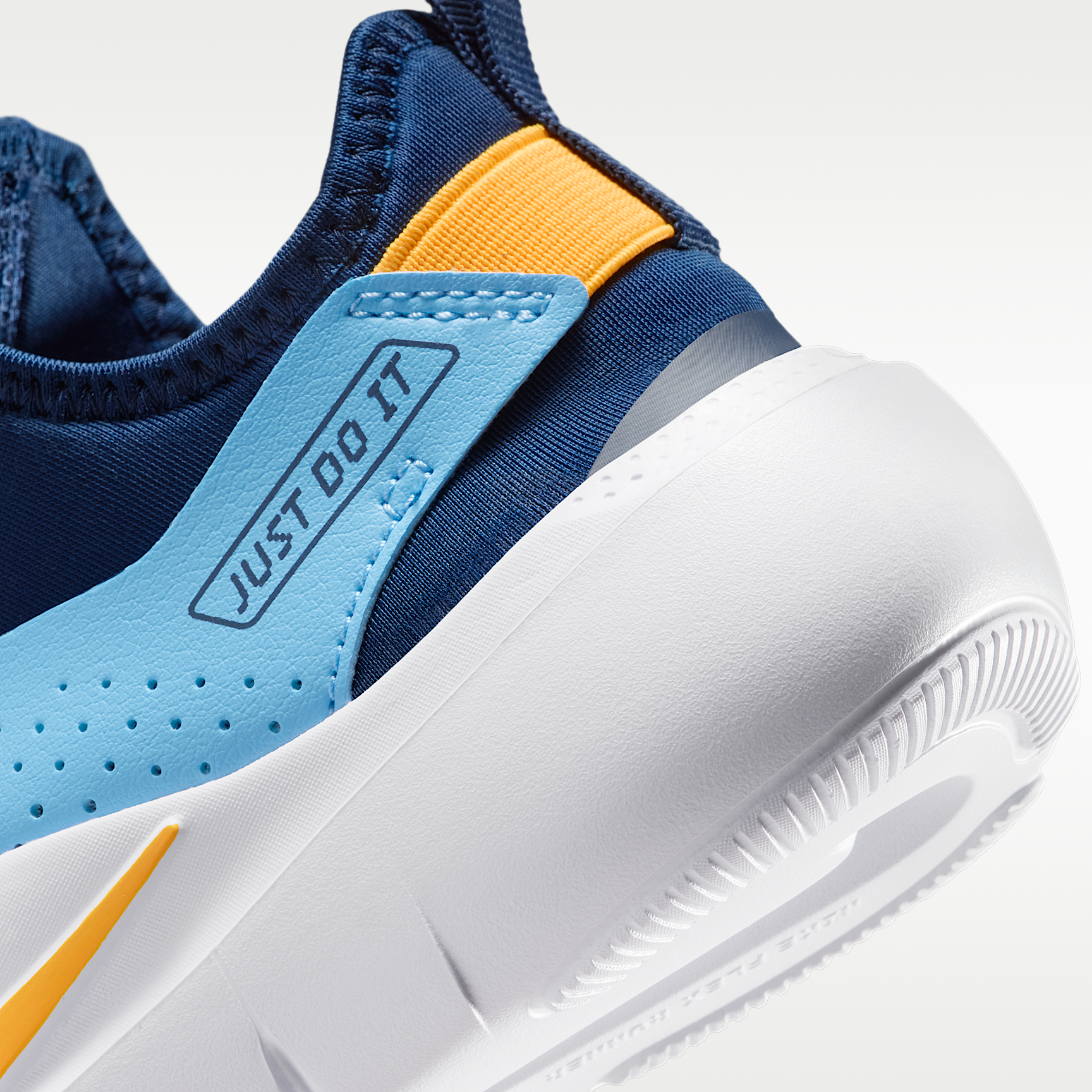 Nike ბავშვის სპორტული ფეხსაცმელი