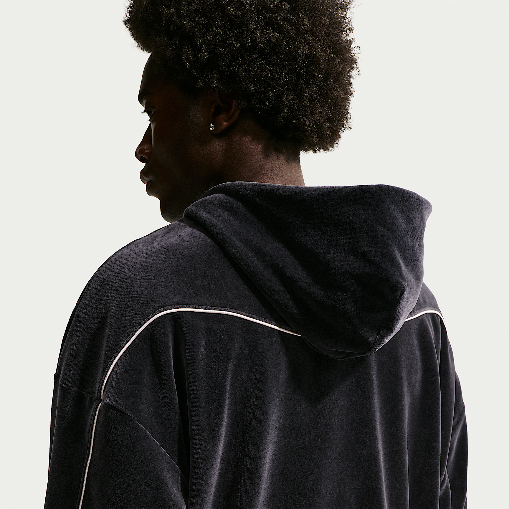 Nike მამაკაცის ჯემპრი
