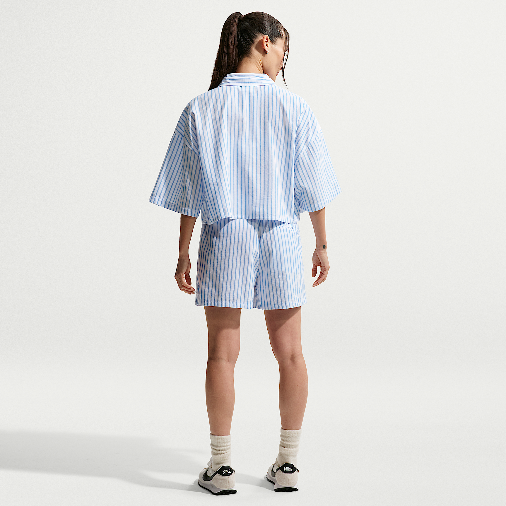 Nike ქალის შორტი