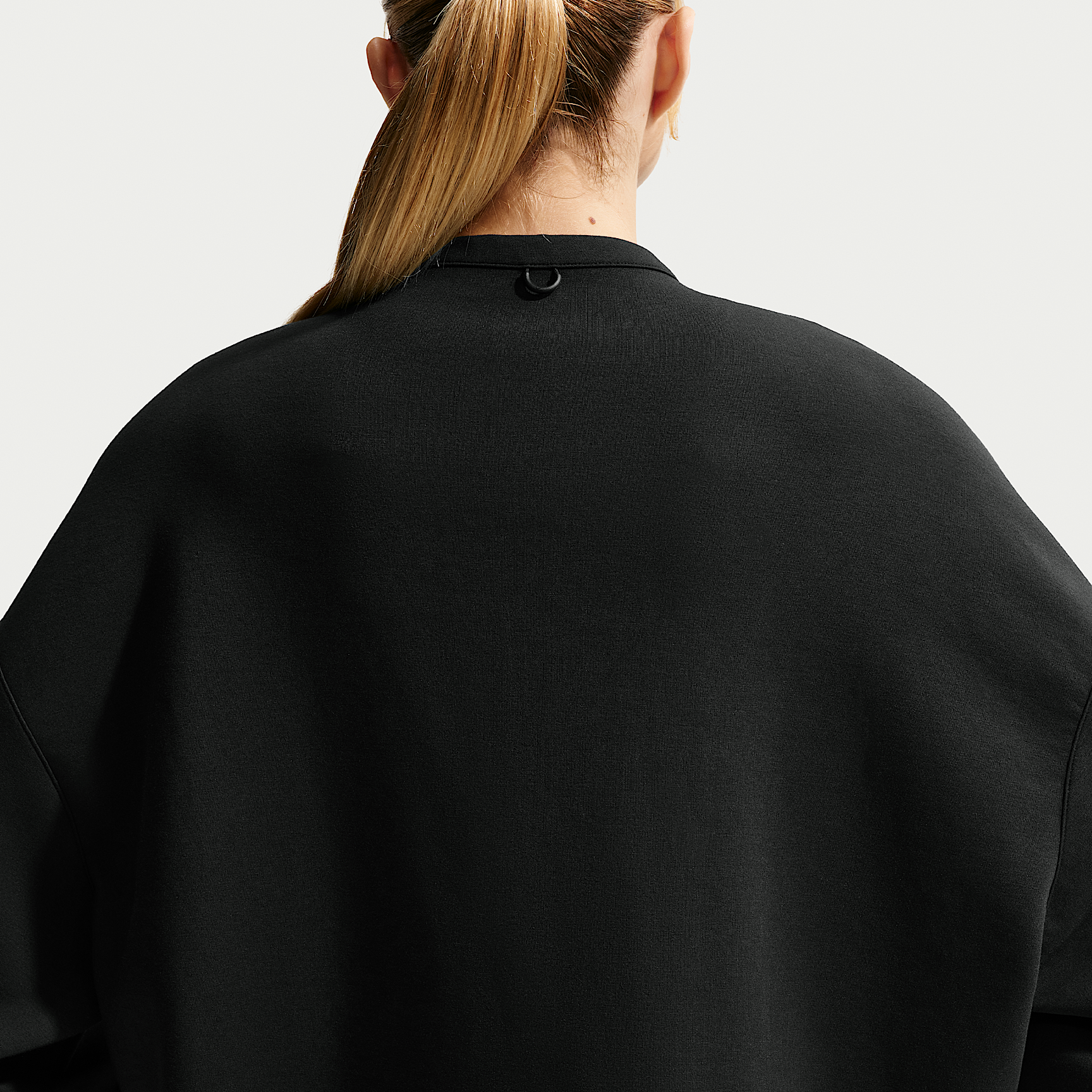 Nike ქალის ჯემპრი