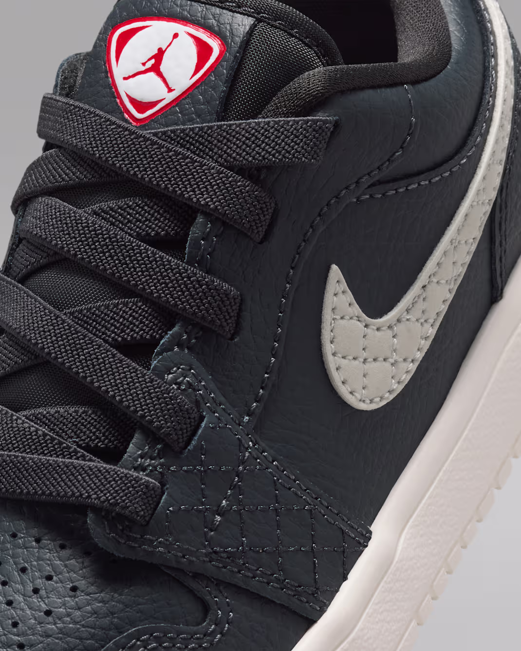 Nike ბავშვის სპორტული ფეხსაცმელი