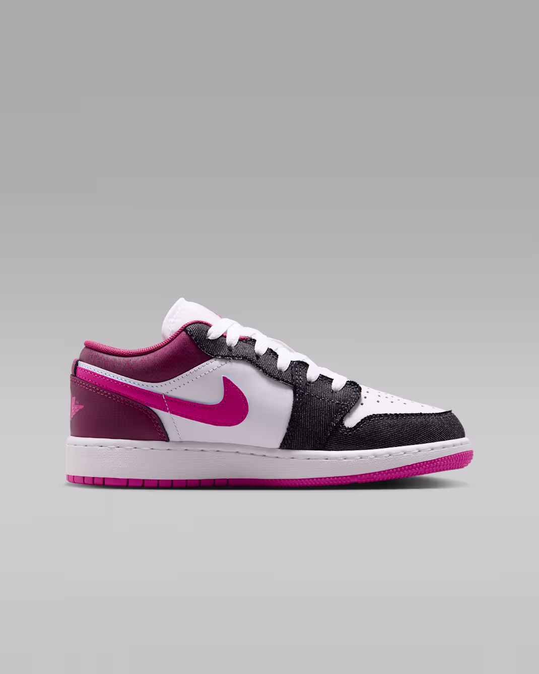 Nike ბავშვის სპორტული ფეხსაცმელი