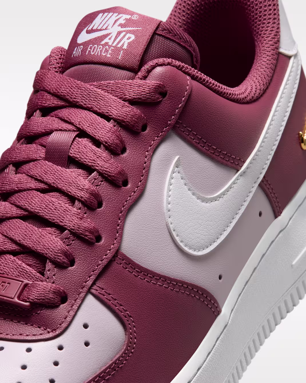 Nike ქალის სპორტული ფეხსაცმელი