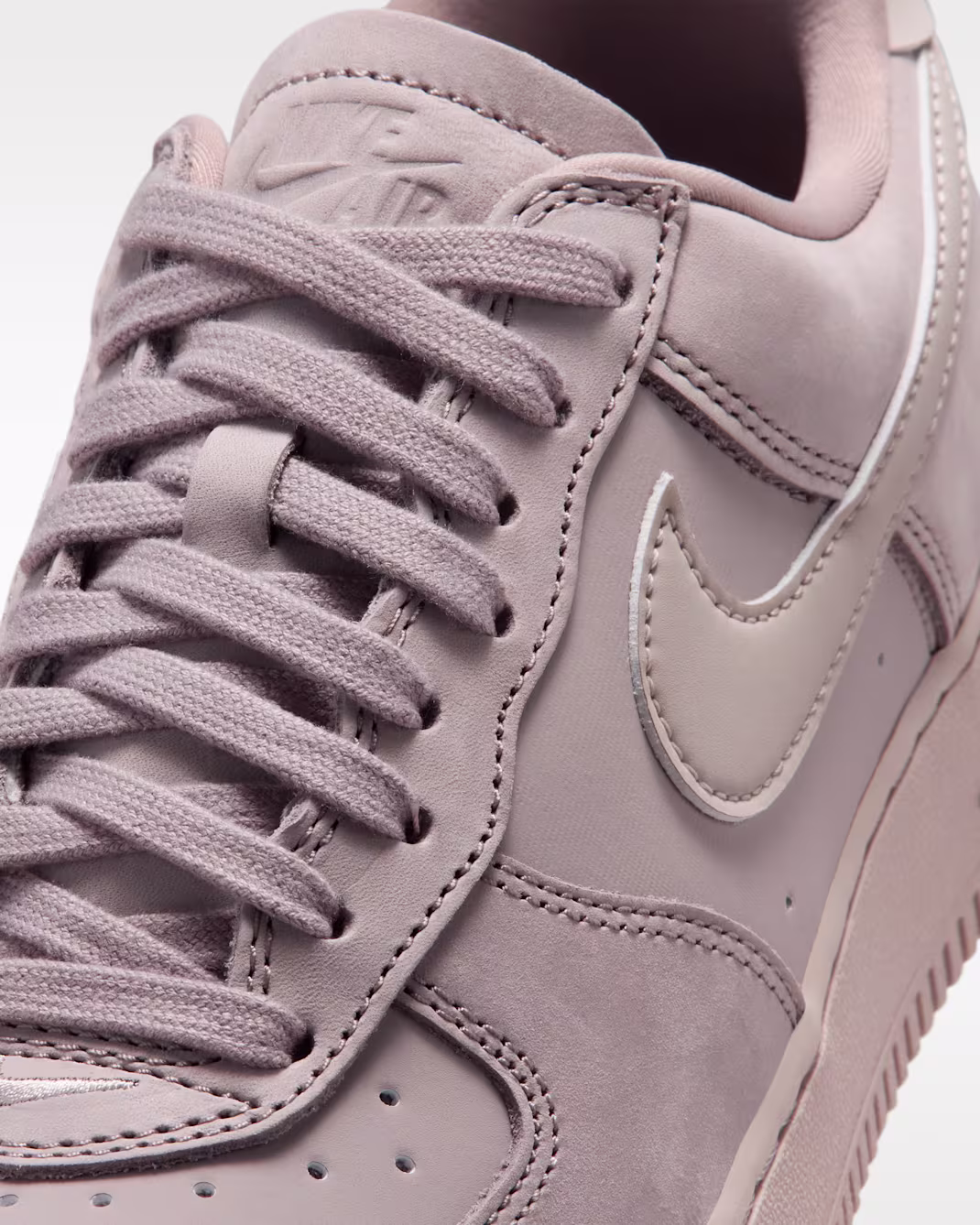 Nike ქალის სპორტული ფეხსაცმელი