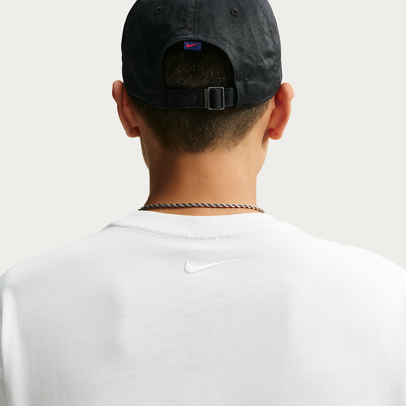 Nike მამაკაცის მაისური
