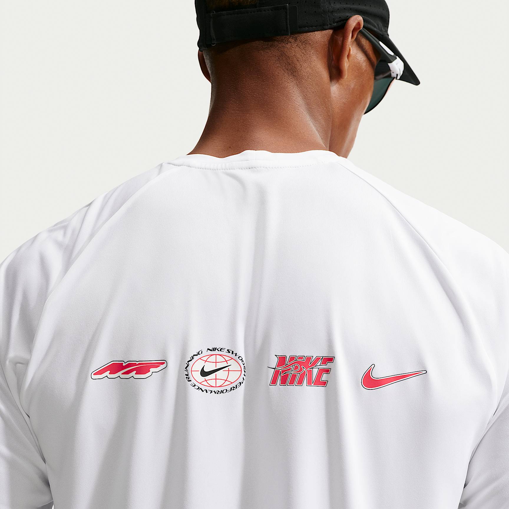 Nike მამაკაცის მაისური