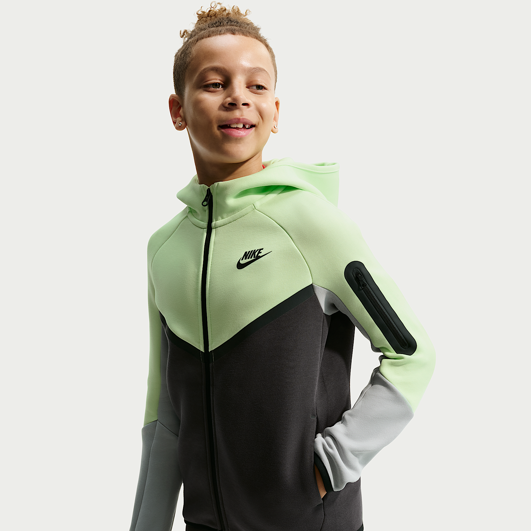 Nike ბავშვის ჯემპრი B NSW TCH FLC FZ - PD
