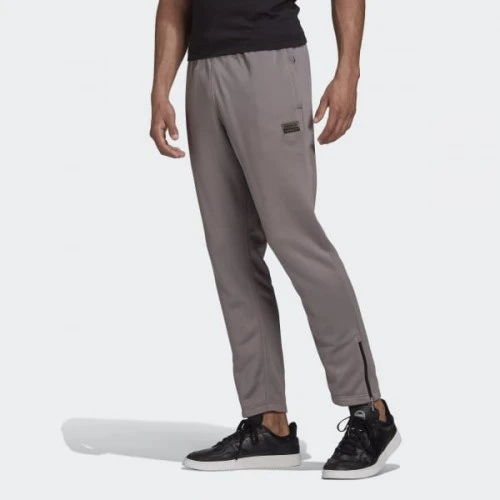 Adidas მამაკაცის შარვალი WOVEN TRACKPANT