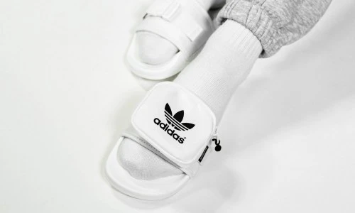 Adidas სანდალი/ჩუსტი POUCHYLETTE W