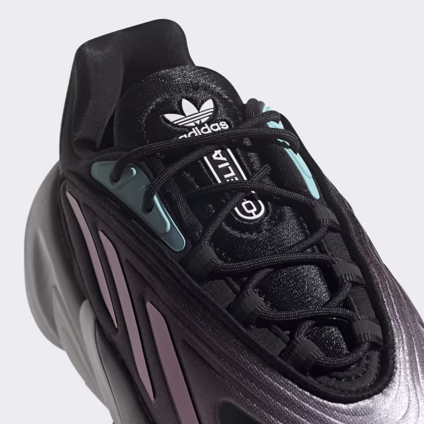 Adidas ქალის სპორტული ფეხსაცმელი OZELIA W