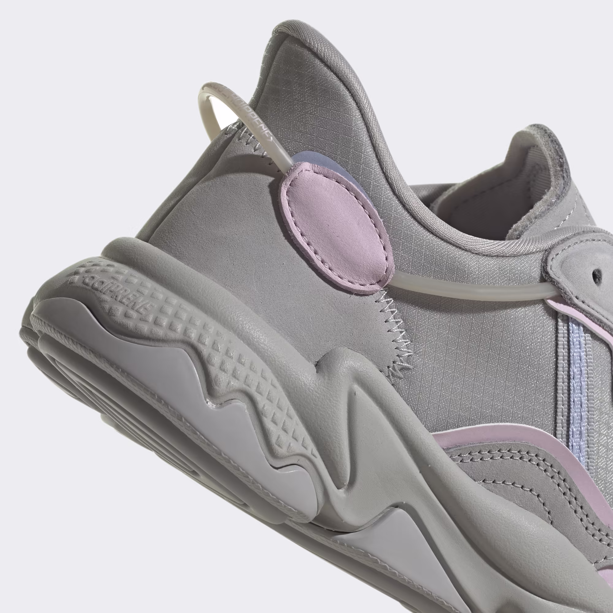 Adidas ქალის სპორტული ფეხსაცმელი OZWEEGO W