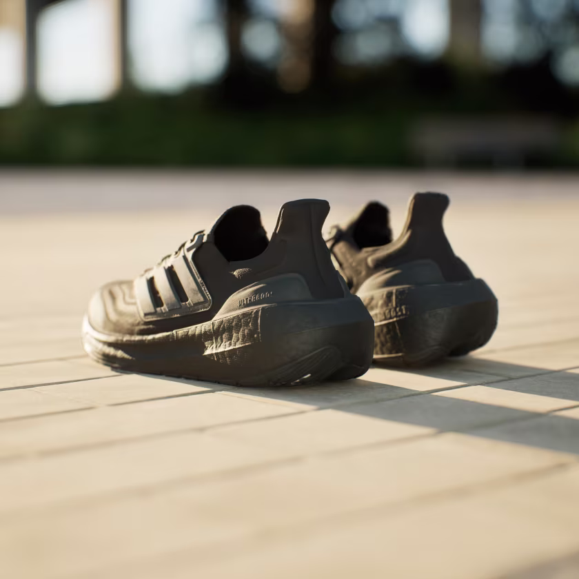 Adidas მამაკაცის სპორტული ფეხსაცმელი ULTRABOOST LIGHT