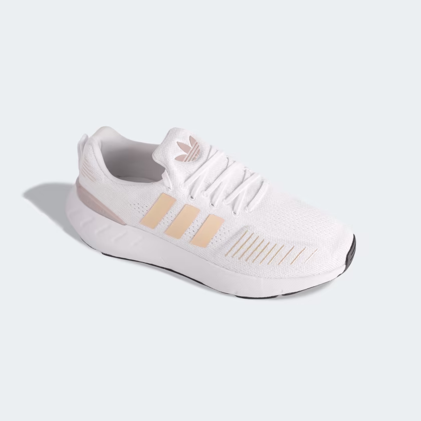Adidas ქალის სპორტული ფეხსაცმელი SWIFT RUN 22 W