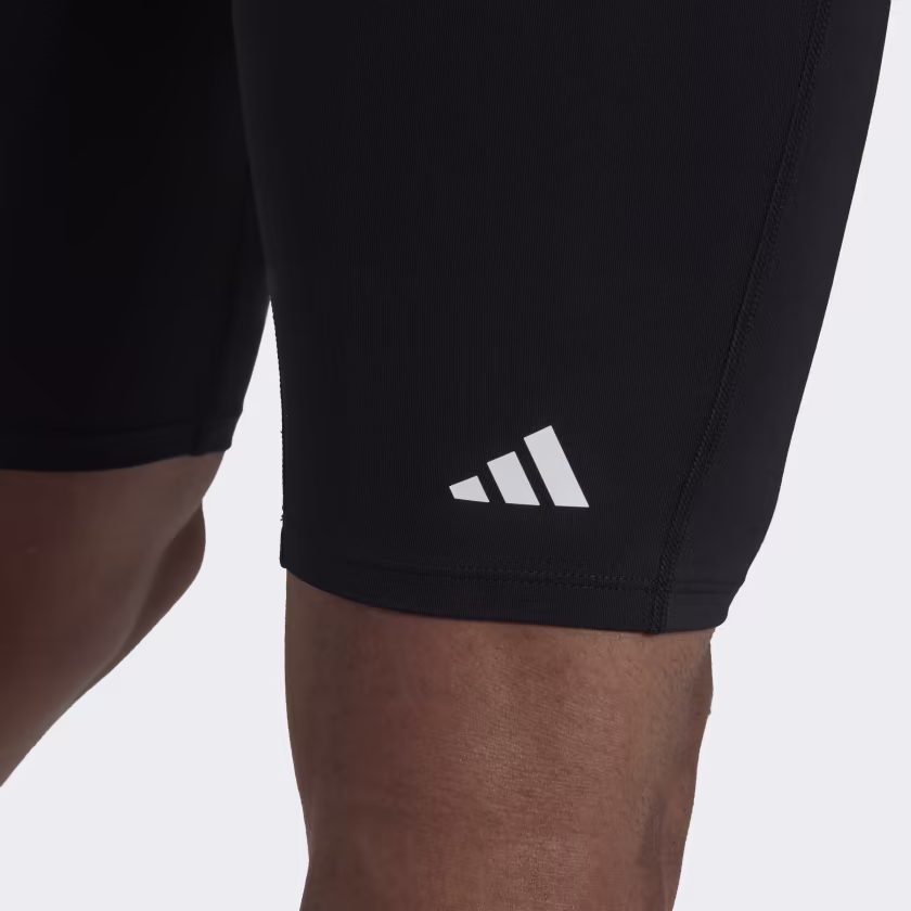Adidas მამაკაცის შორტი TF S T