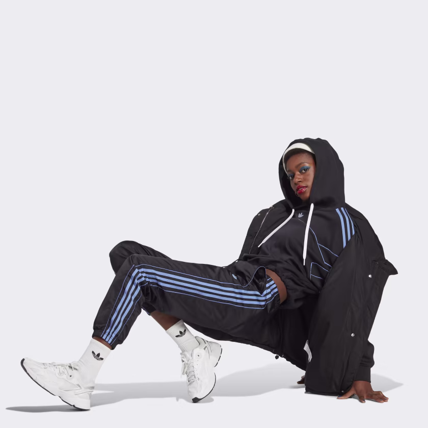Adidas ქალის ჯემპრი ALOXE CROP HOOD