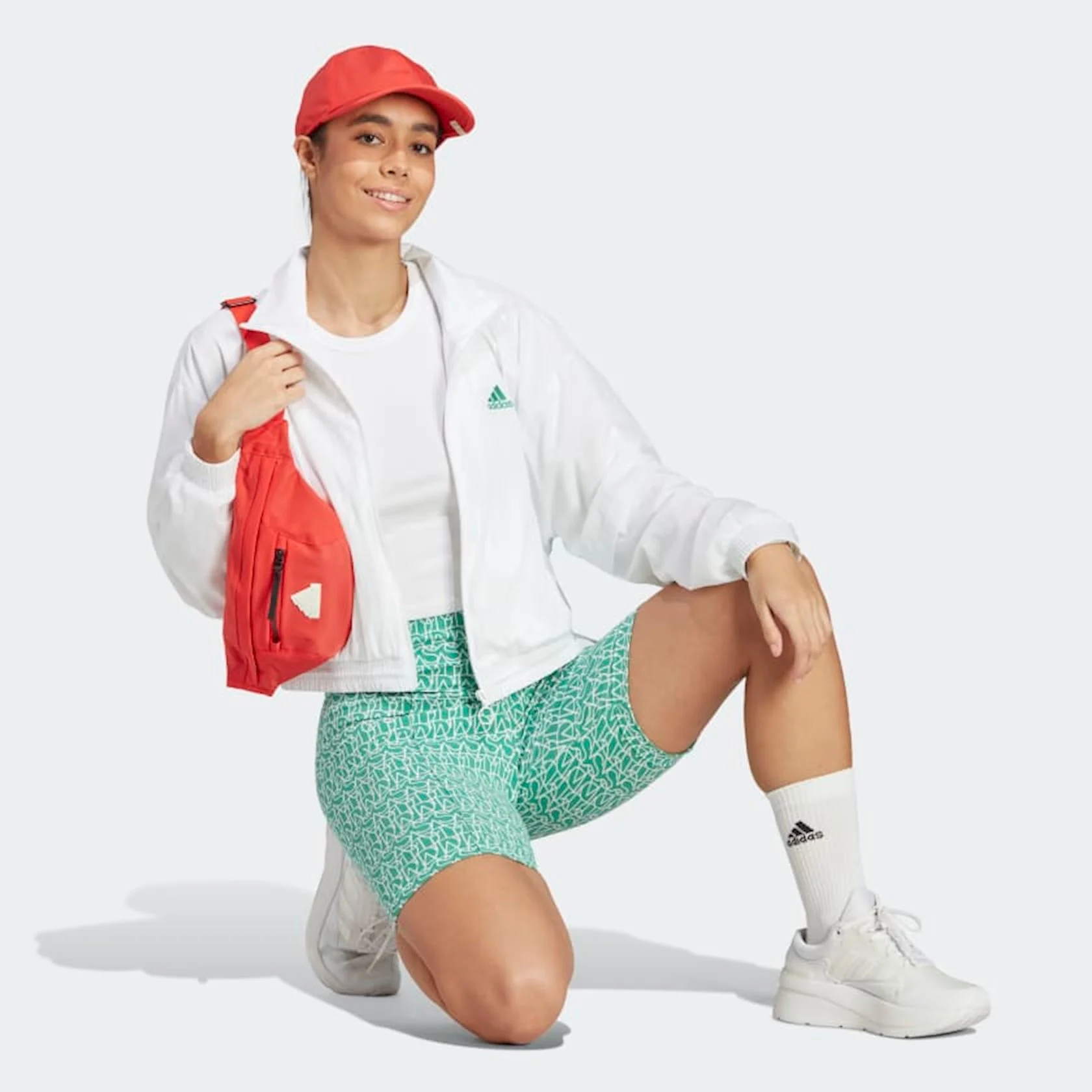 Adidas ქალის შორტი BLUV Q2 BK SHO