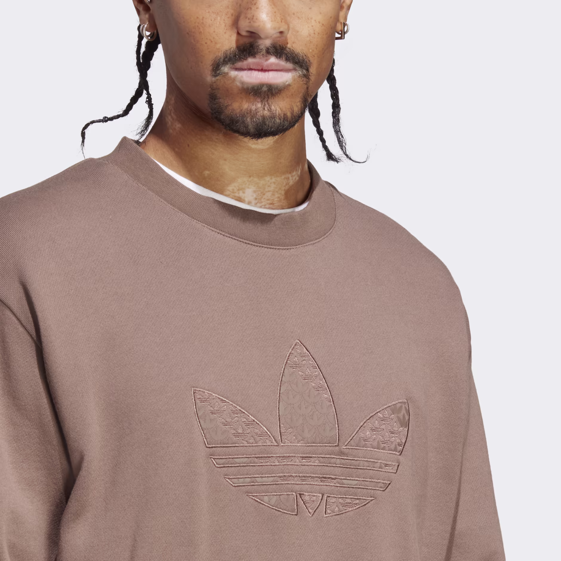 Adidas მამაკაცის ჯემპრი MONO CREW