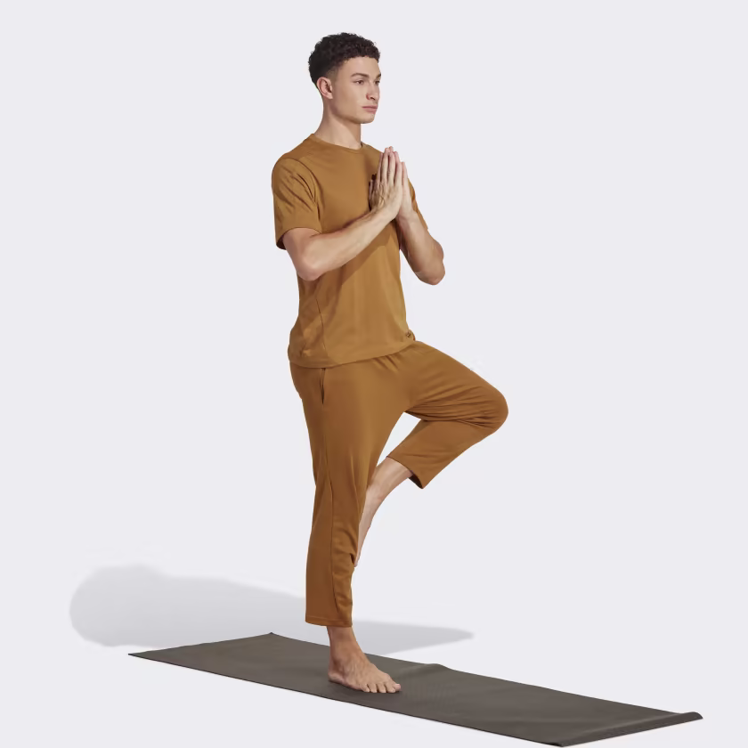 Adidas მამაკაცის მაისური YOGA BASE TEE
