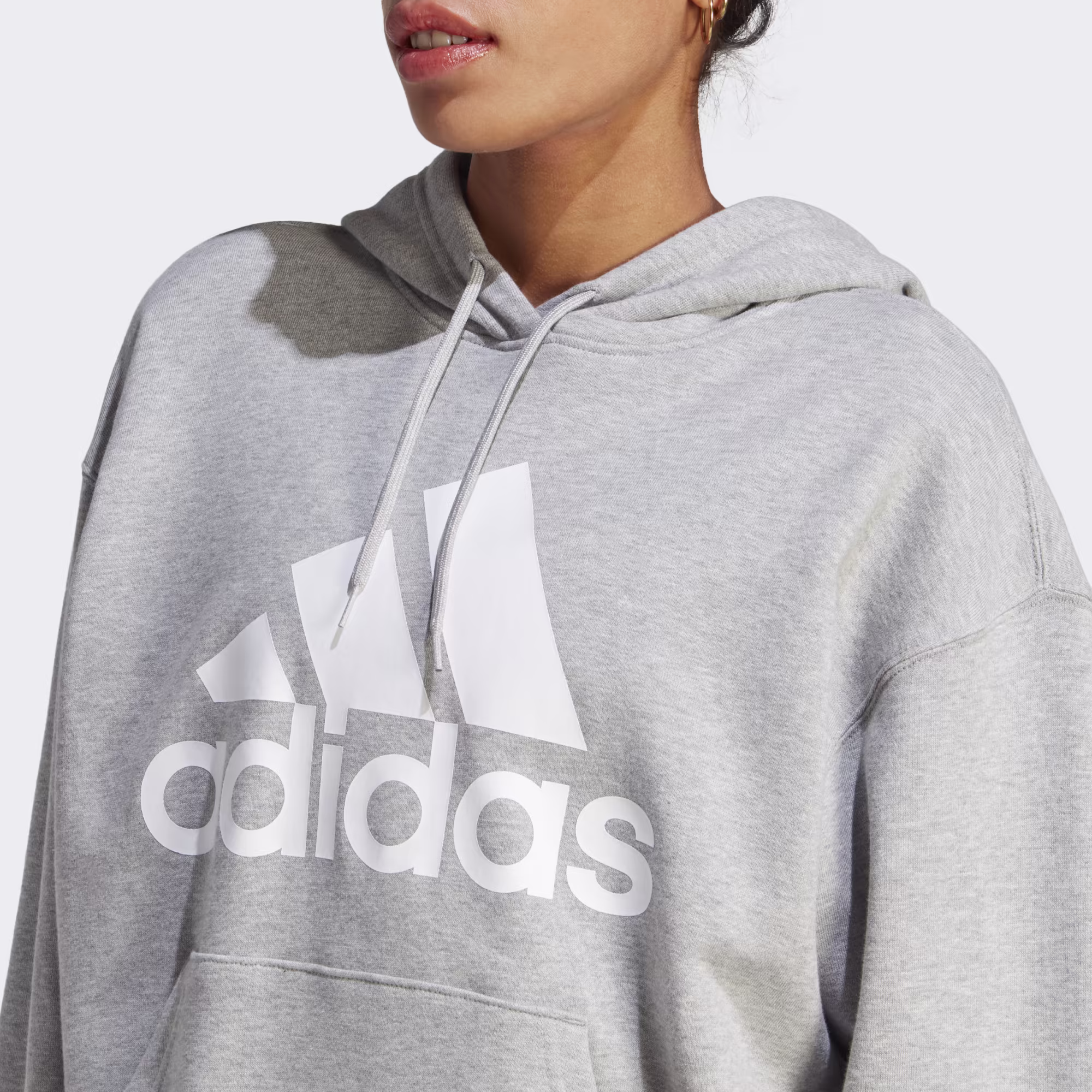Adidas ქალის ჯემპრი W BL FT O HD