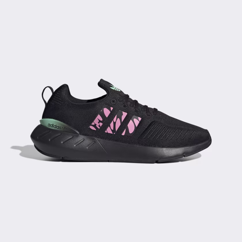 Adidas ქალის სპორტული ფეხსაცმელი SWIFT RUN 22 W