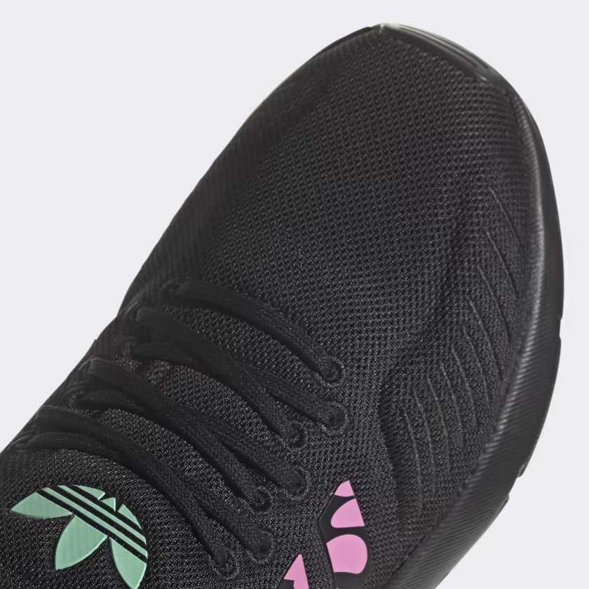Adidas ქალის სპორტული ფეხსაცმელი SWIFT RUN 22 W