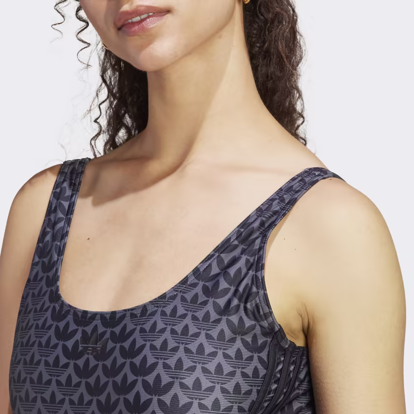 ქალის საცურაო კოსტიუმი