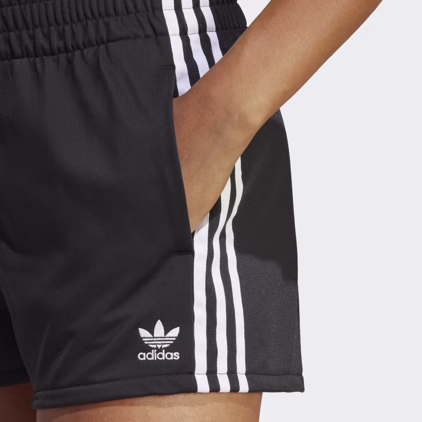 Adidas ქალის შორტი 3 STR SHORT