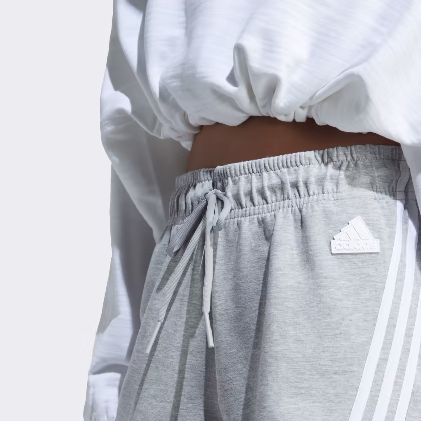 Adidas ქალის შორტი W FI 3S SHORT