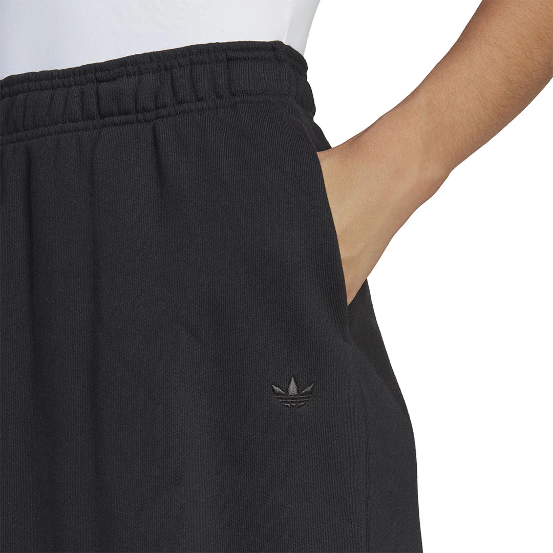 Adidas ქალის შორტი ESS SKIRT