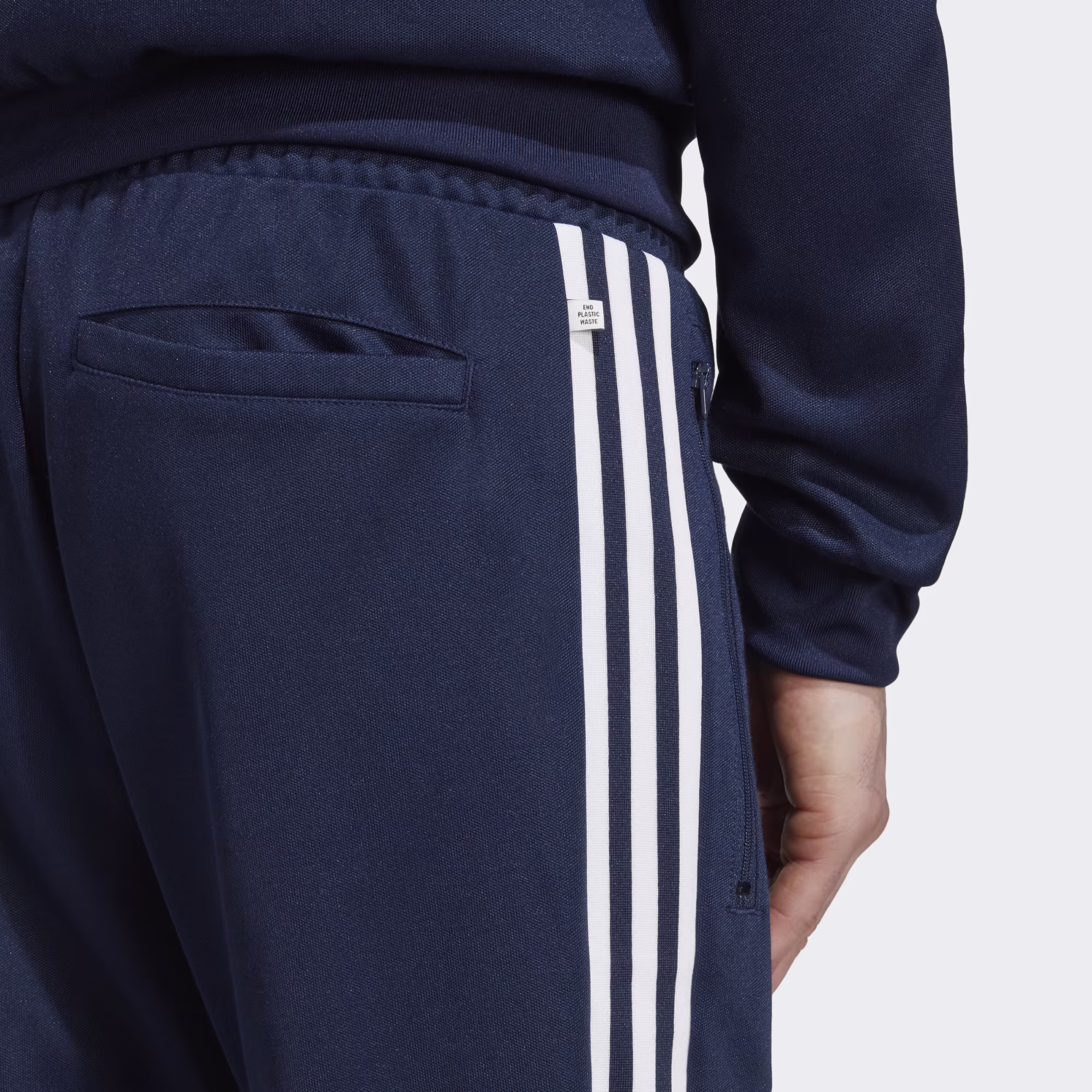 Adidas მამაკაცის შარვალი BECKENBAUER TP