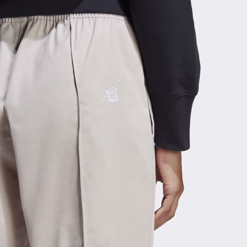 Adidas ქალის შარვალი BLUV Q1 B PT