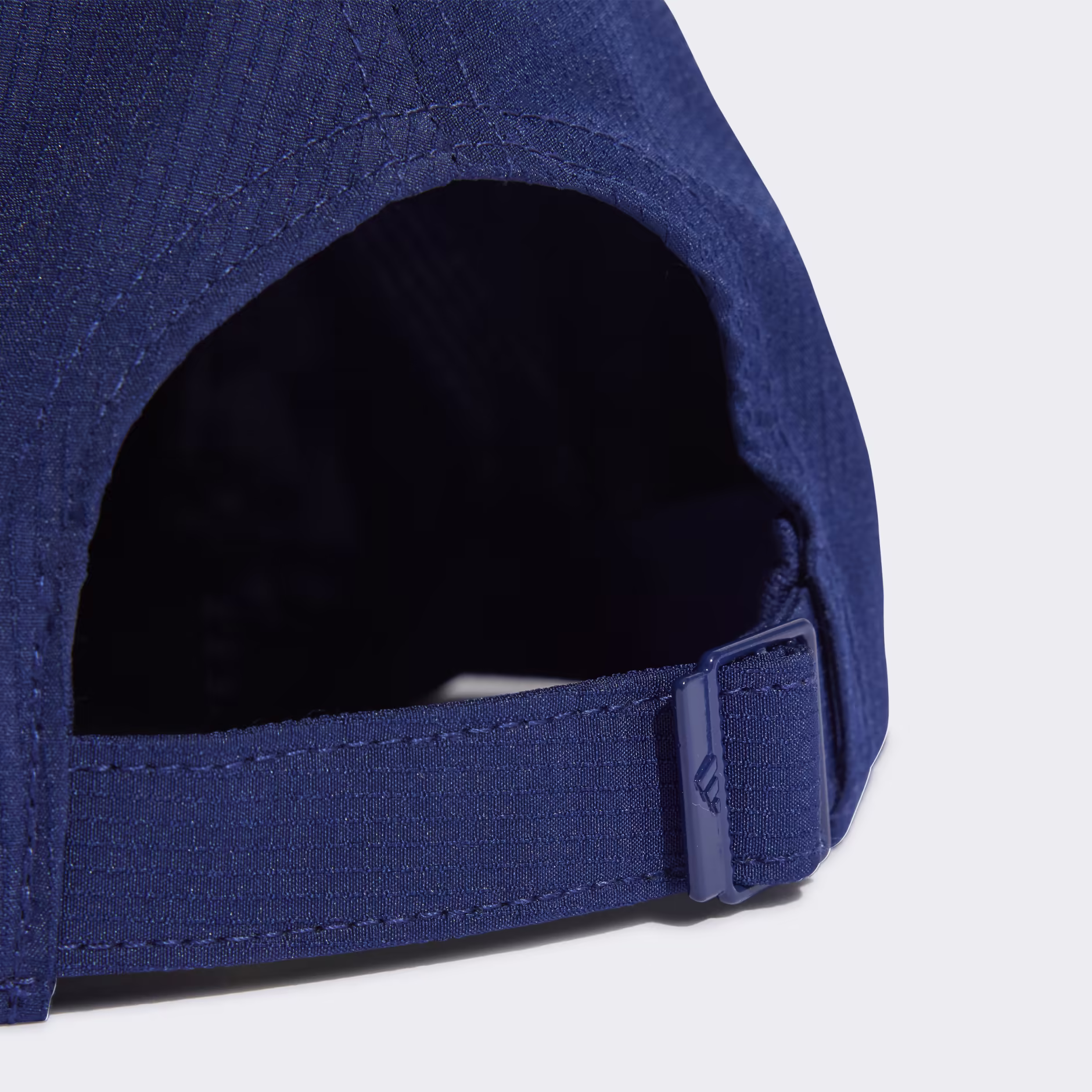 Adidas ქუდი ESSENT CAP A.R.