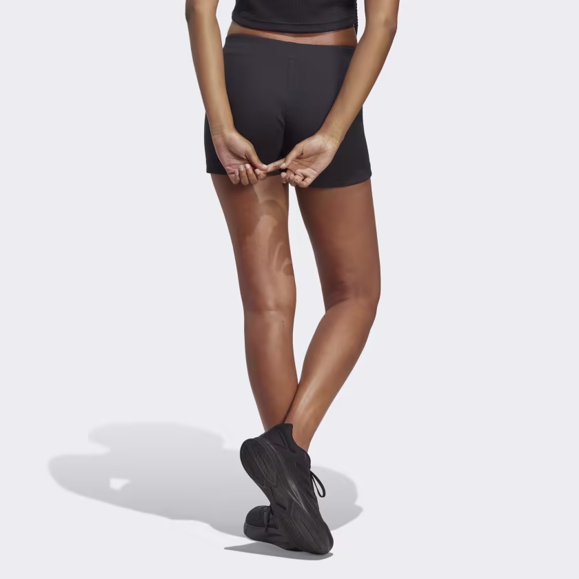 Adidas ქალის შორტი W LNG RIB SHO