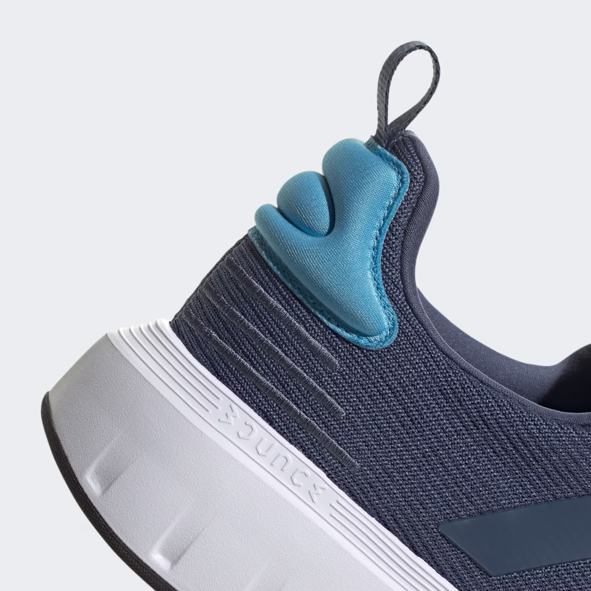 Adidas მამაკაცის სპორტული ფეხსაცმელი SWIFT RUN 23