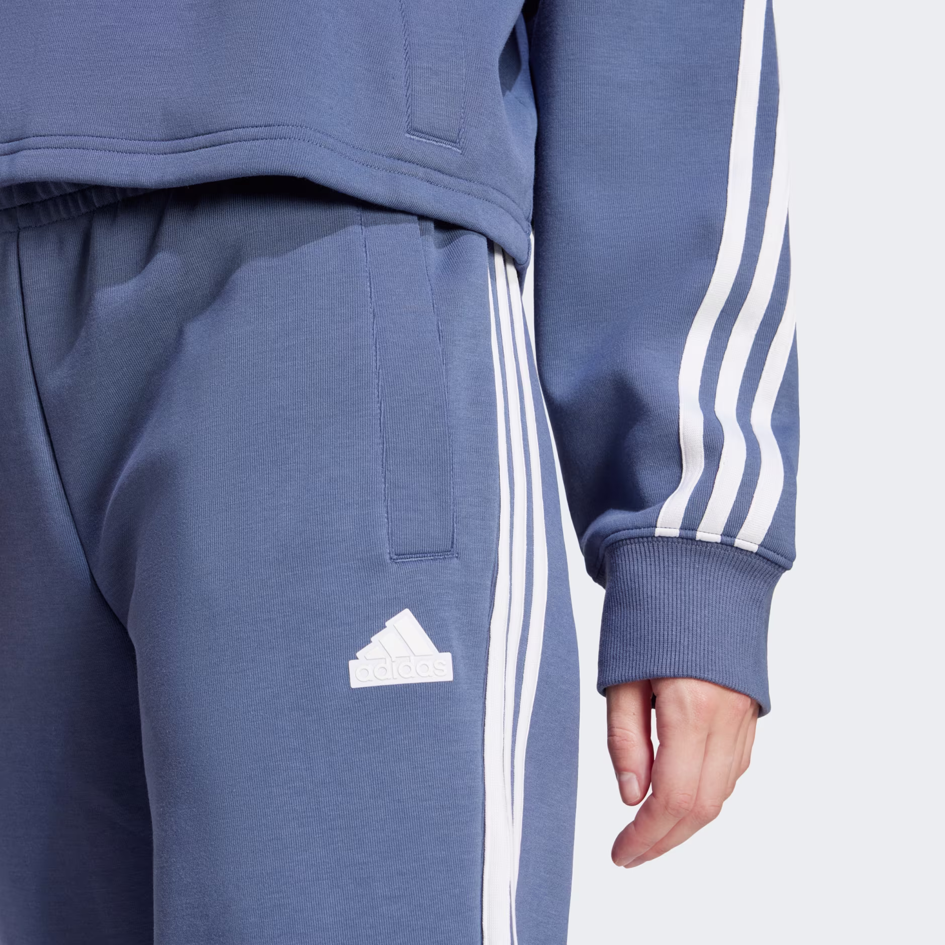 Adidas ქალის შარვალი W FI 3S REG PT