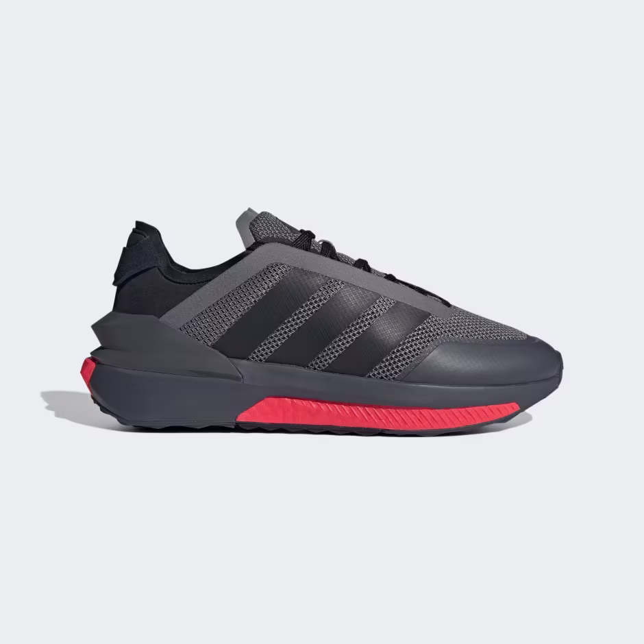 Adidas მამაკაცის სპორტული ფეხსაცმელი AVRYN