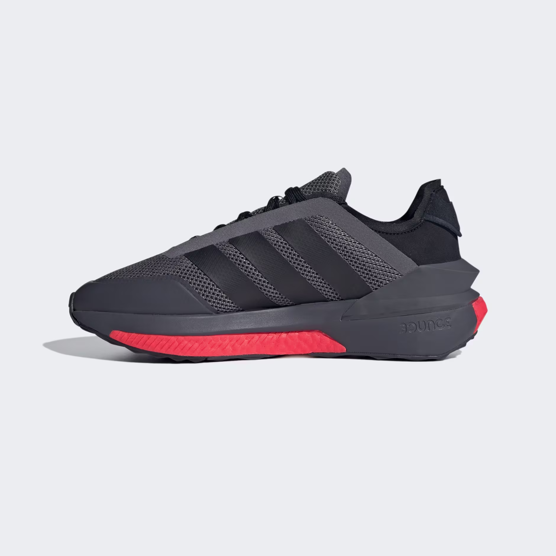 Adidas მამაკაცის სპორტული ფეხსაცმელი AVRYN