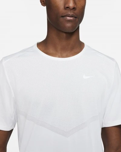 Nike მამაკაცის მაისური M NK DF RISE 365 SS