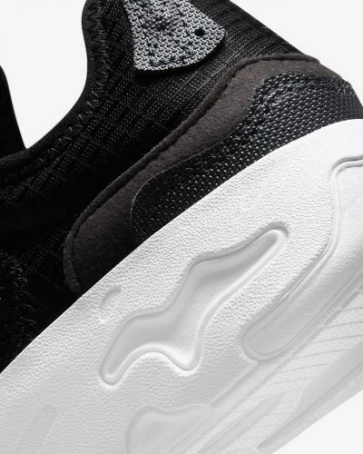 Nike ბავშვის სპორტული ფეხსაცმელი NIKE REACT LIVE (GS)